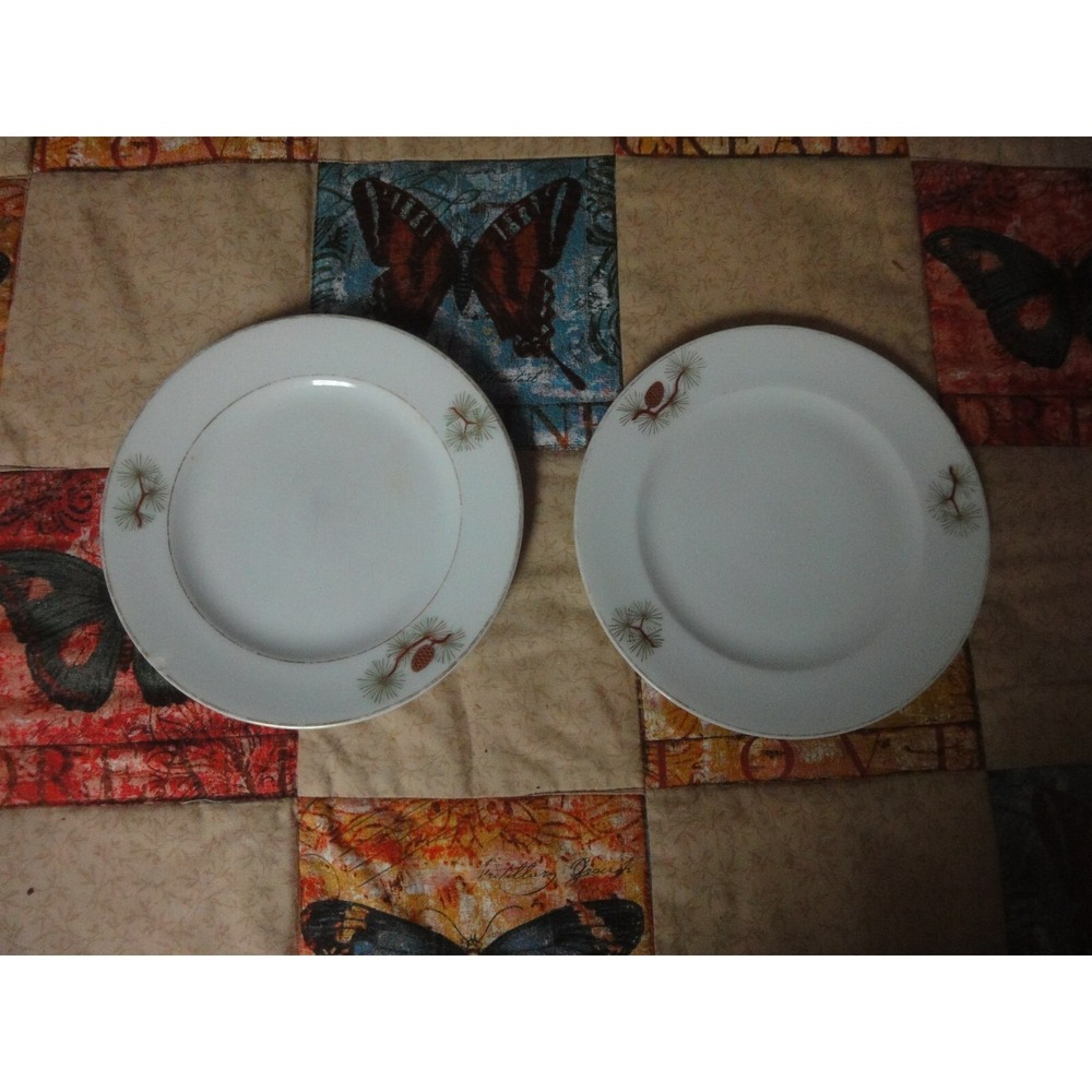 2 lot 6.5‎ small plates Fukagawa Arita Vintage Japan pinecones fruit snack retro